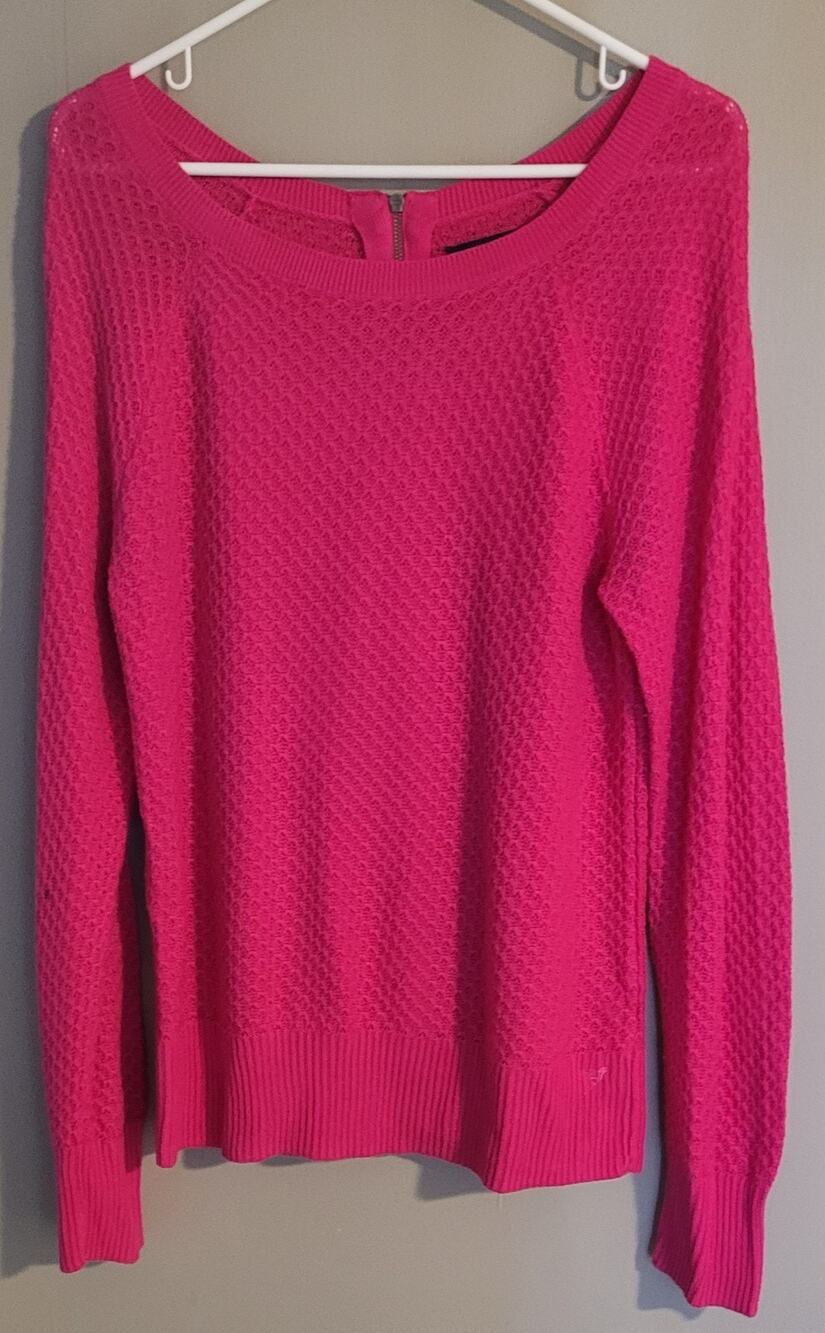 Women's American eagle outfitters red sweater size Large knit pattern back zip